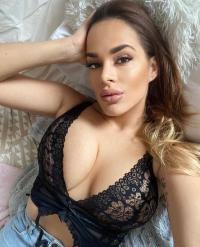 Sınırsız Escort İrem İle Gecenin Tadını Çıkarın